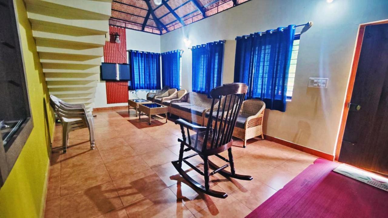Staymaker Kasargali Homestay 瑟格莱什布尔 外观 照片