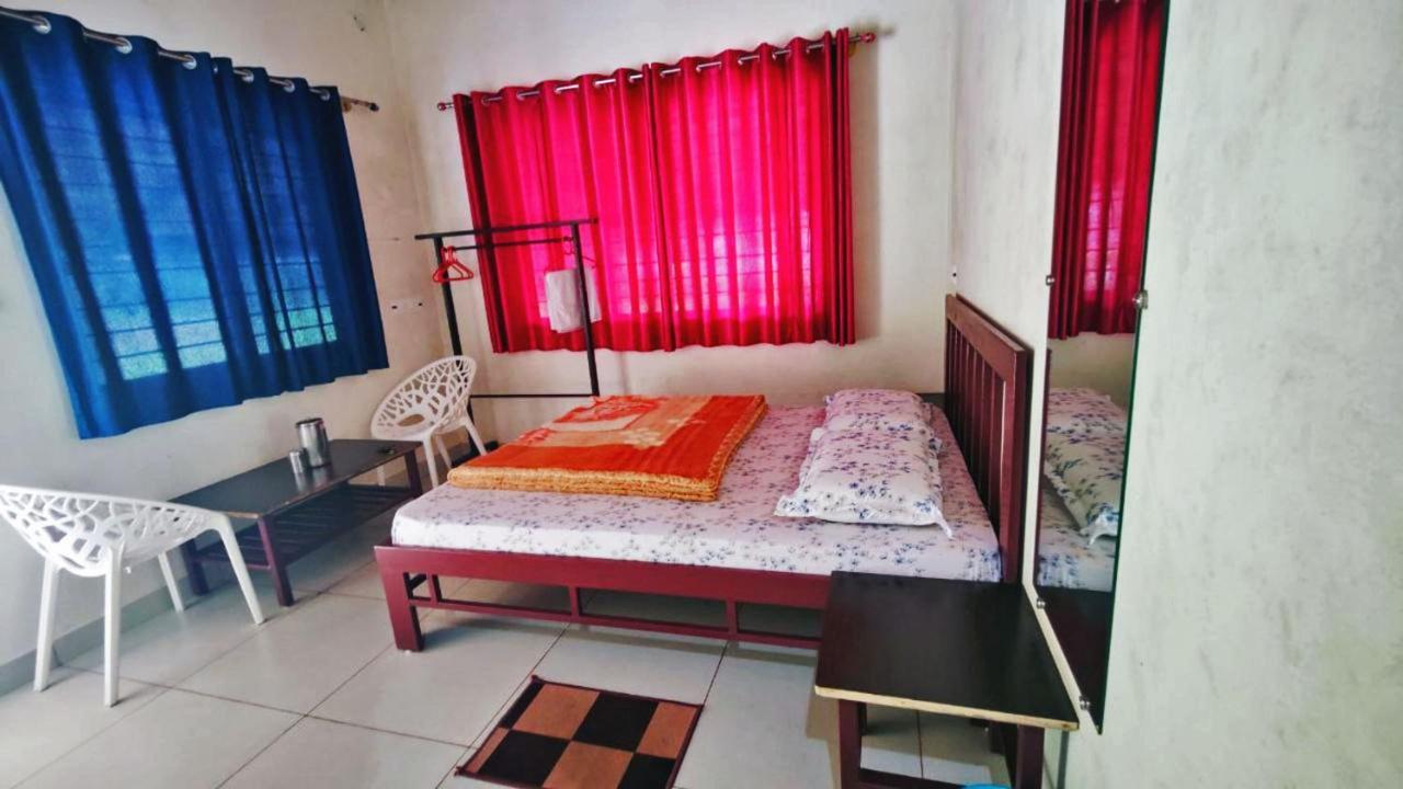 Staymaker Kasargali Homestay 瑟格莱什布尔 外观 照片