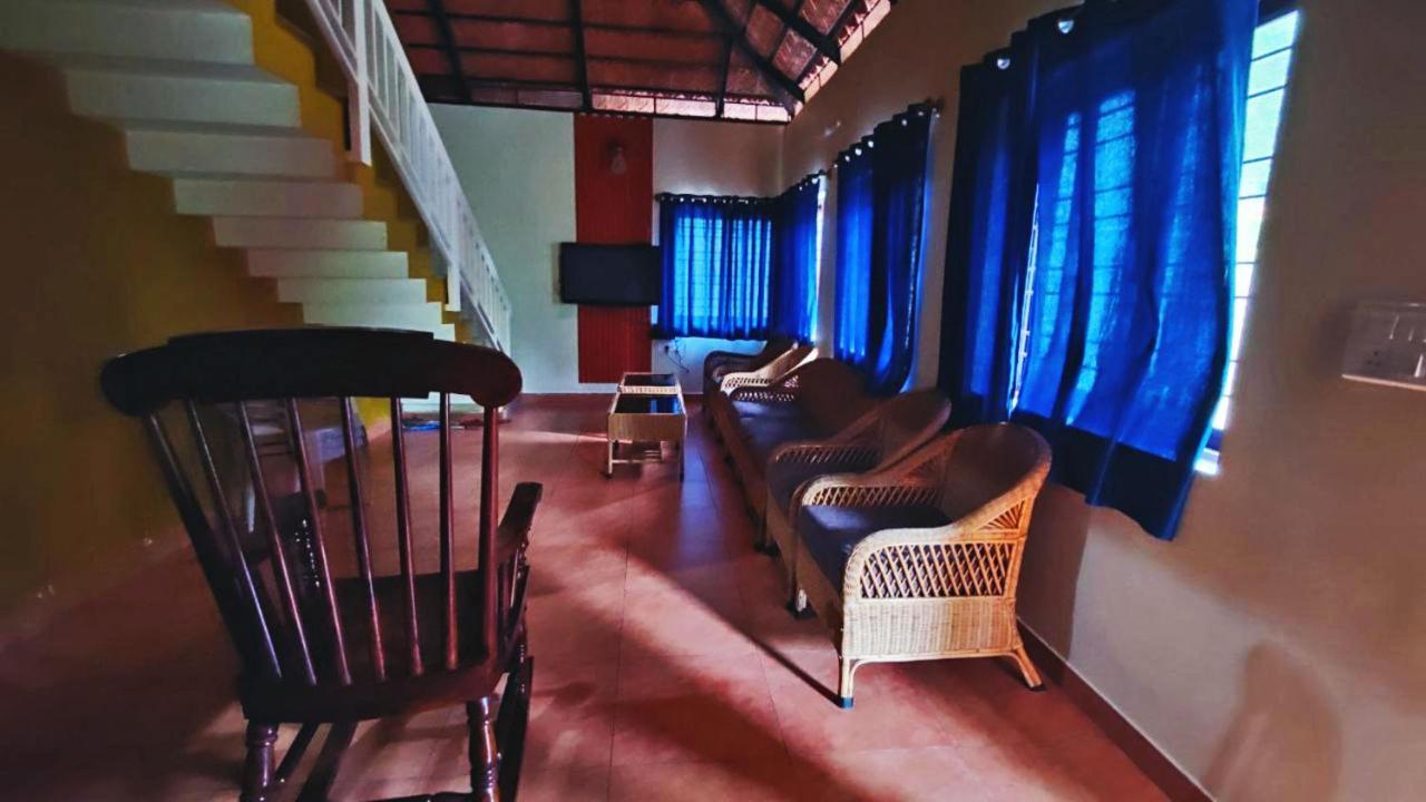 Staymaker Kasargali Homestay 瑟格莱什布尔 外观 照片